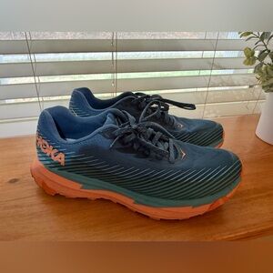 Women’s hoka size 7.5